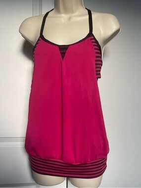 Nike Women’s Fuchsia Tank Top Built-In Bra Striped Trim Size Medium Athletic